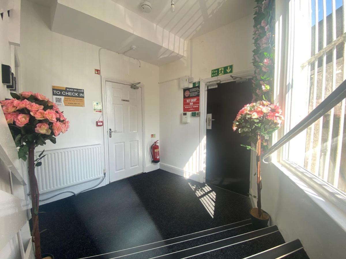 Hotel Royal Blackburn  Eksteriør billede